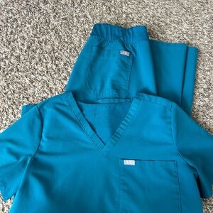 Figs Livingston scrub pants